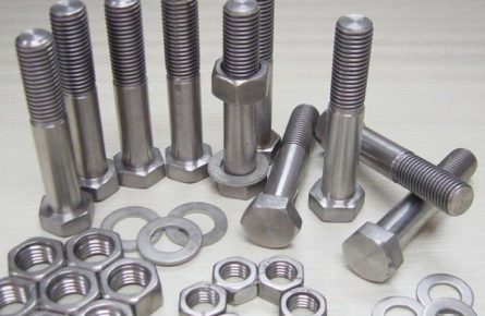 Como é feito o parafuso