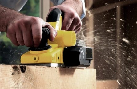 Como usar plaina elétrica